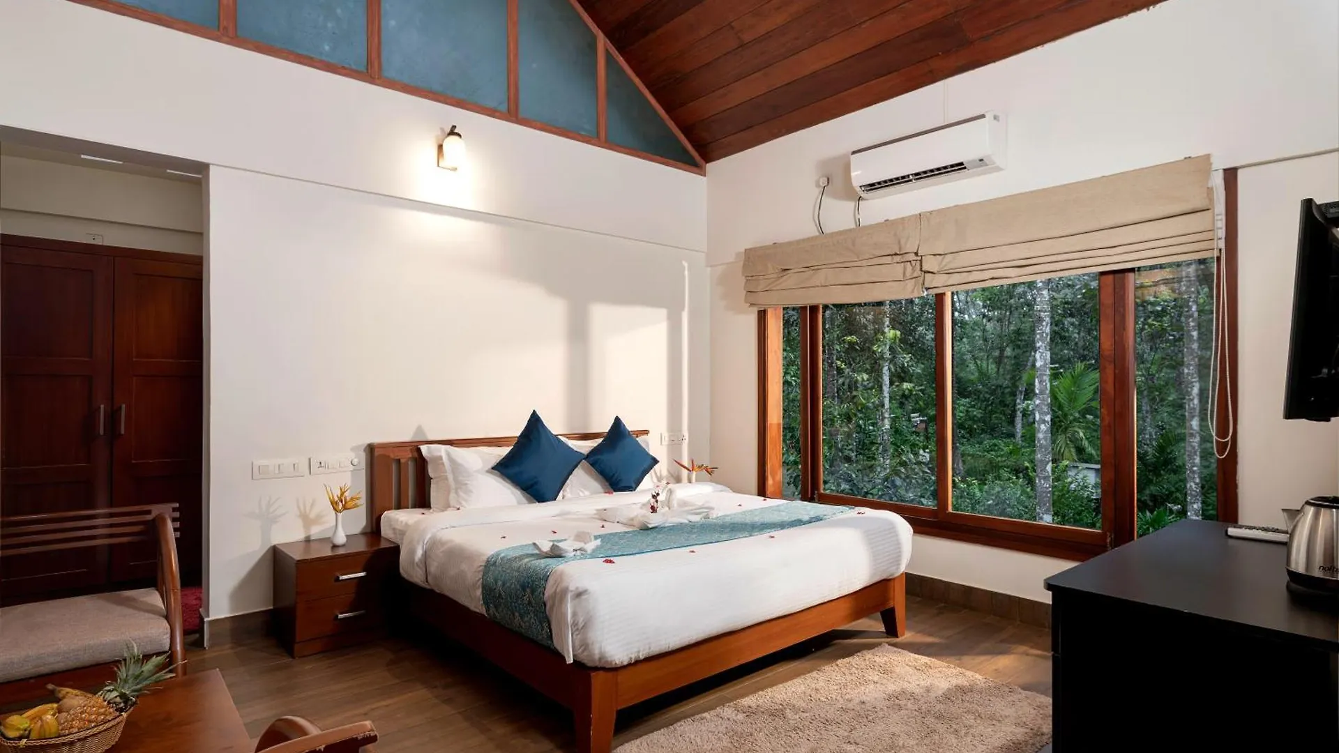 Kings Flora Organic Farm Resort Pinangode 0*,